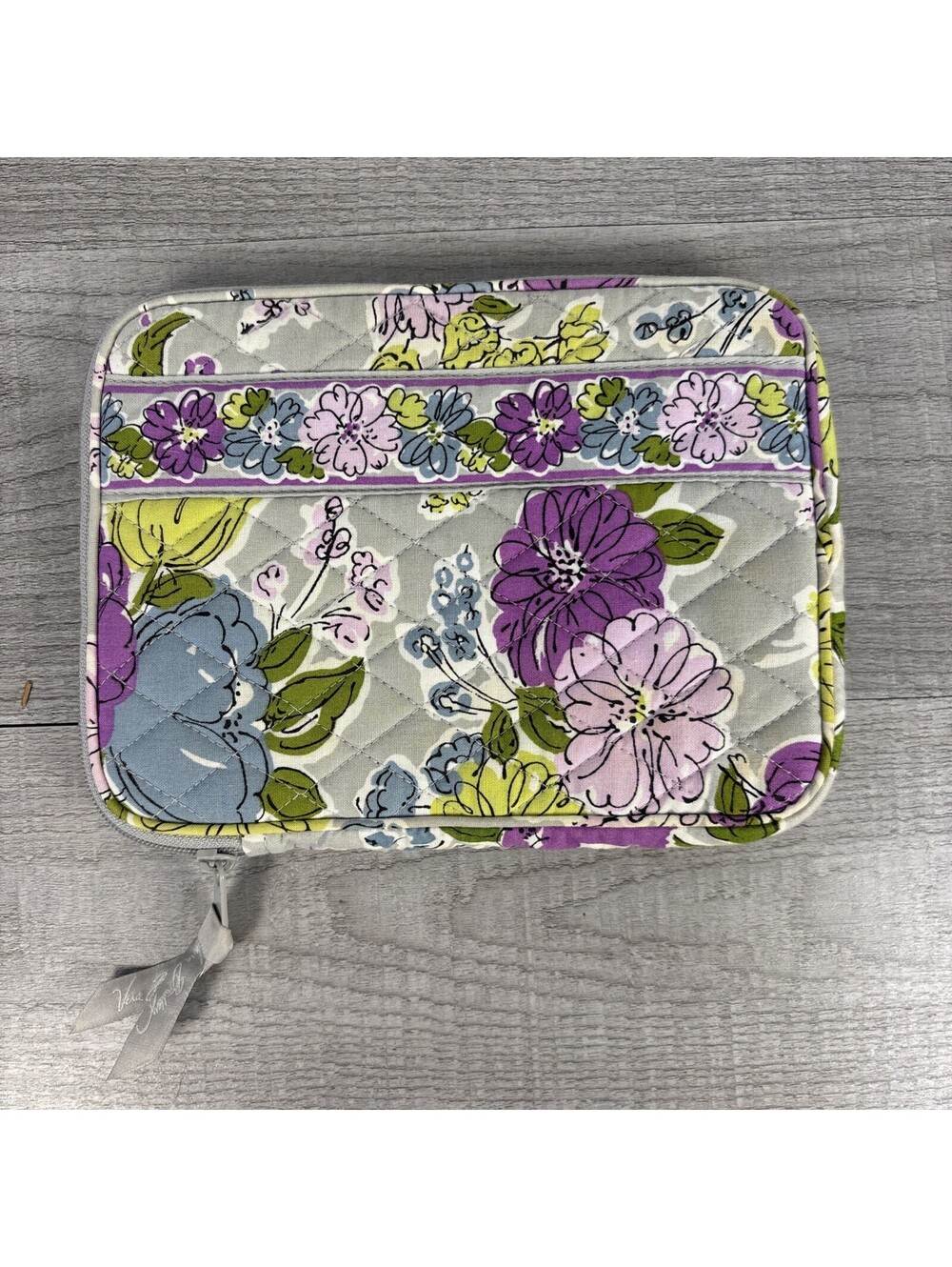 Vera Bradley "Plum Crazy" Quilted Zip Organizer / Padfolio / Case